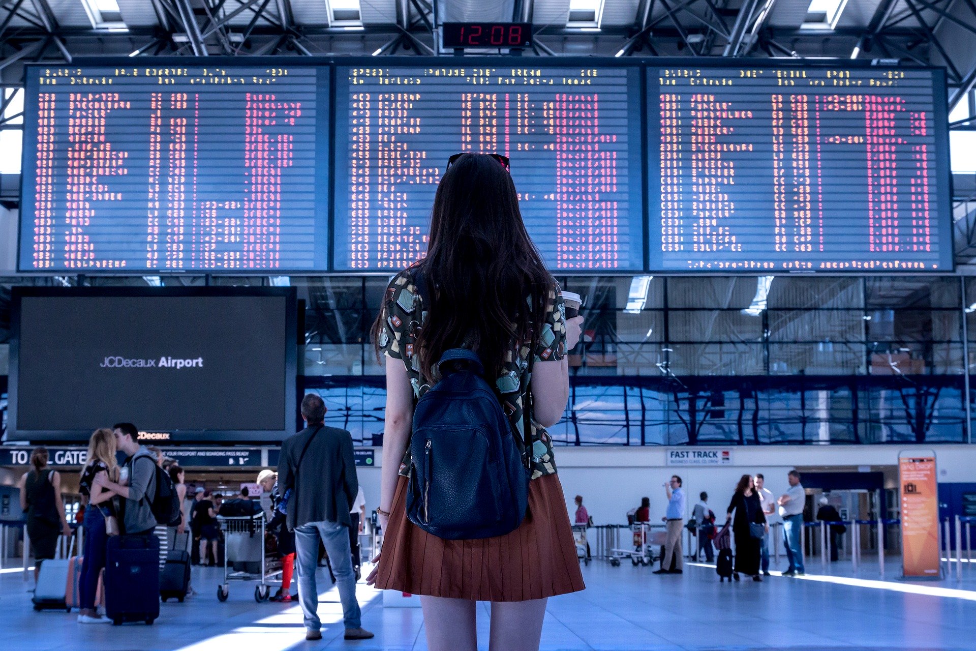 Consejos para planificar nuestros futuros viajes en aviones comerciales